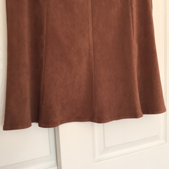 Suede-Like Skirt - Picture 2 of 7